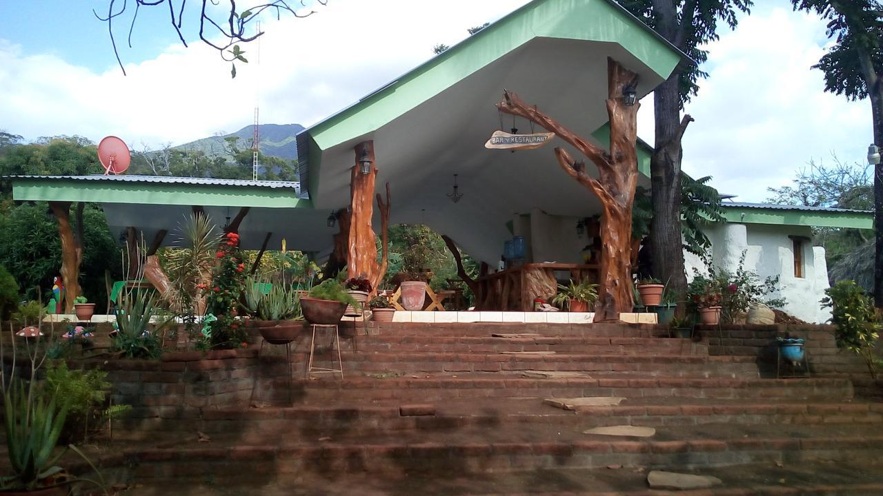Hostal Y Restaurante Rancho Mérida エクステリア 写真